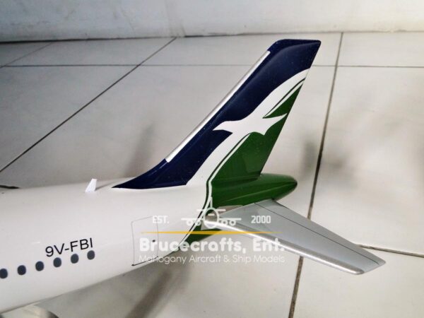 Model of A320-200 Silkair with detailed craftsmanship.